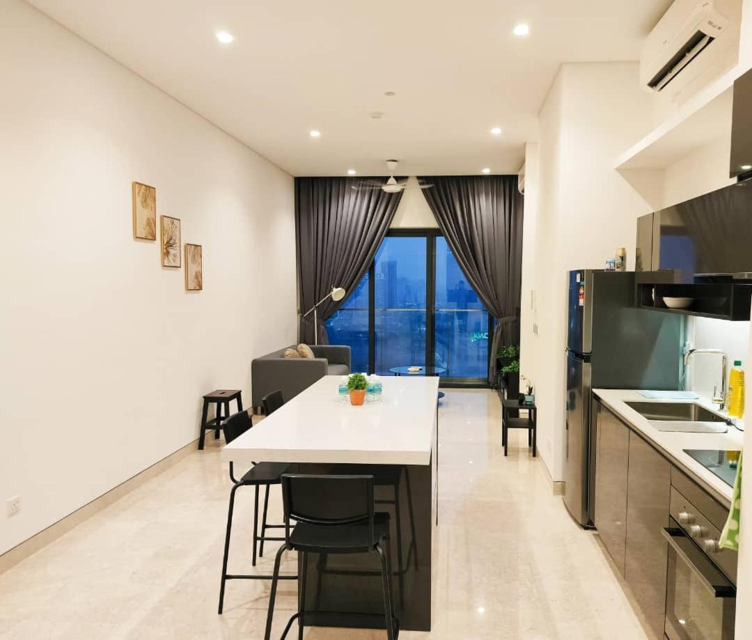 Pangsapuri Lucentia Residential