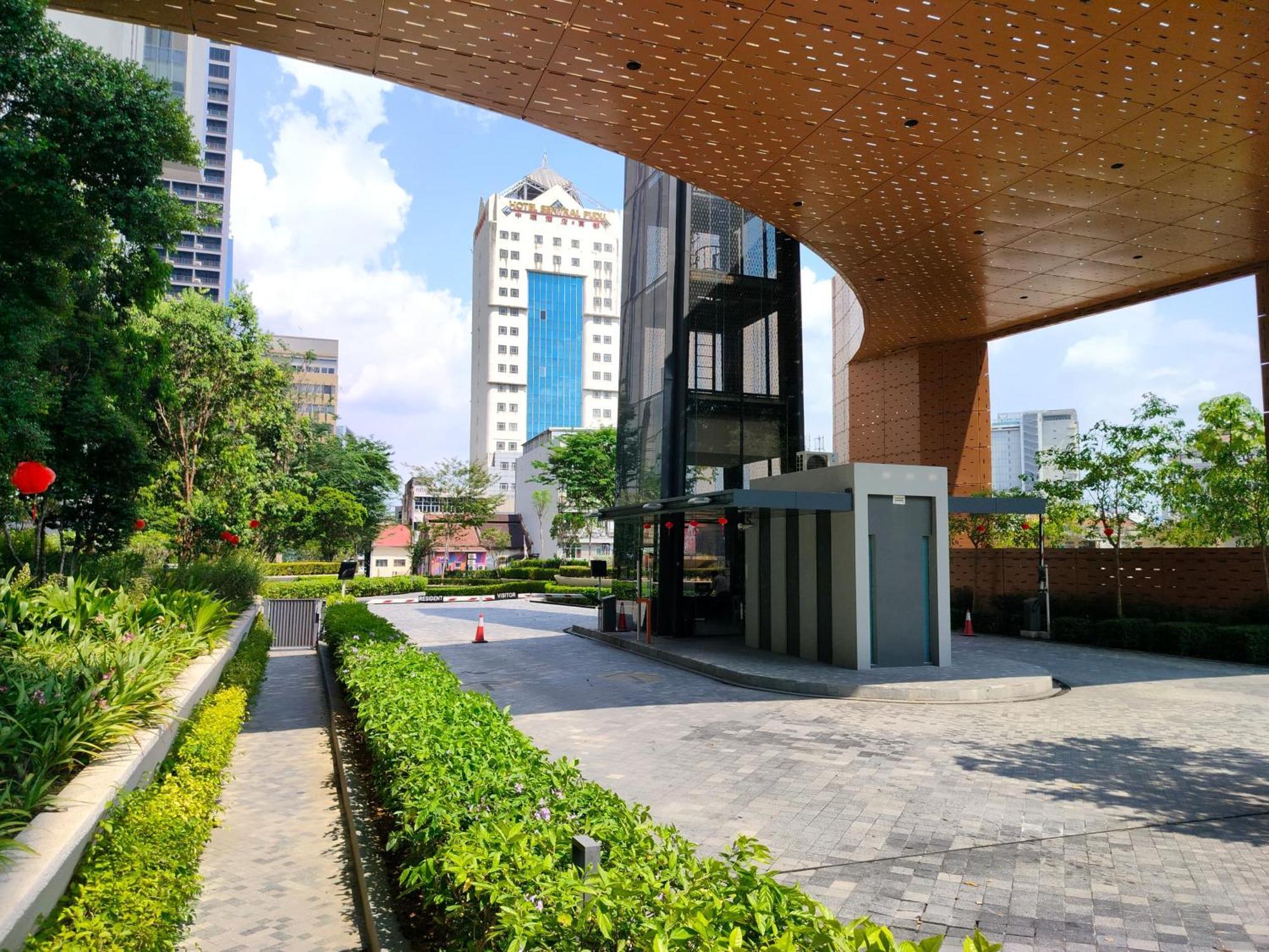 Pangsapuri Lucentia Residential